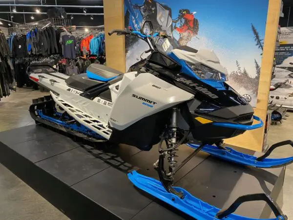 Ski-Doo Snowmobiles for Rent - Image 23